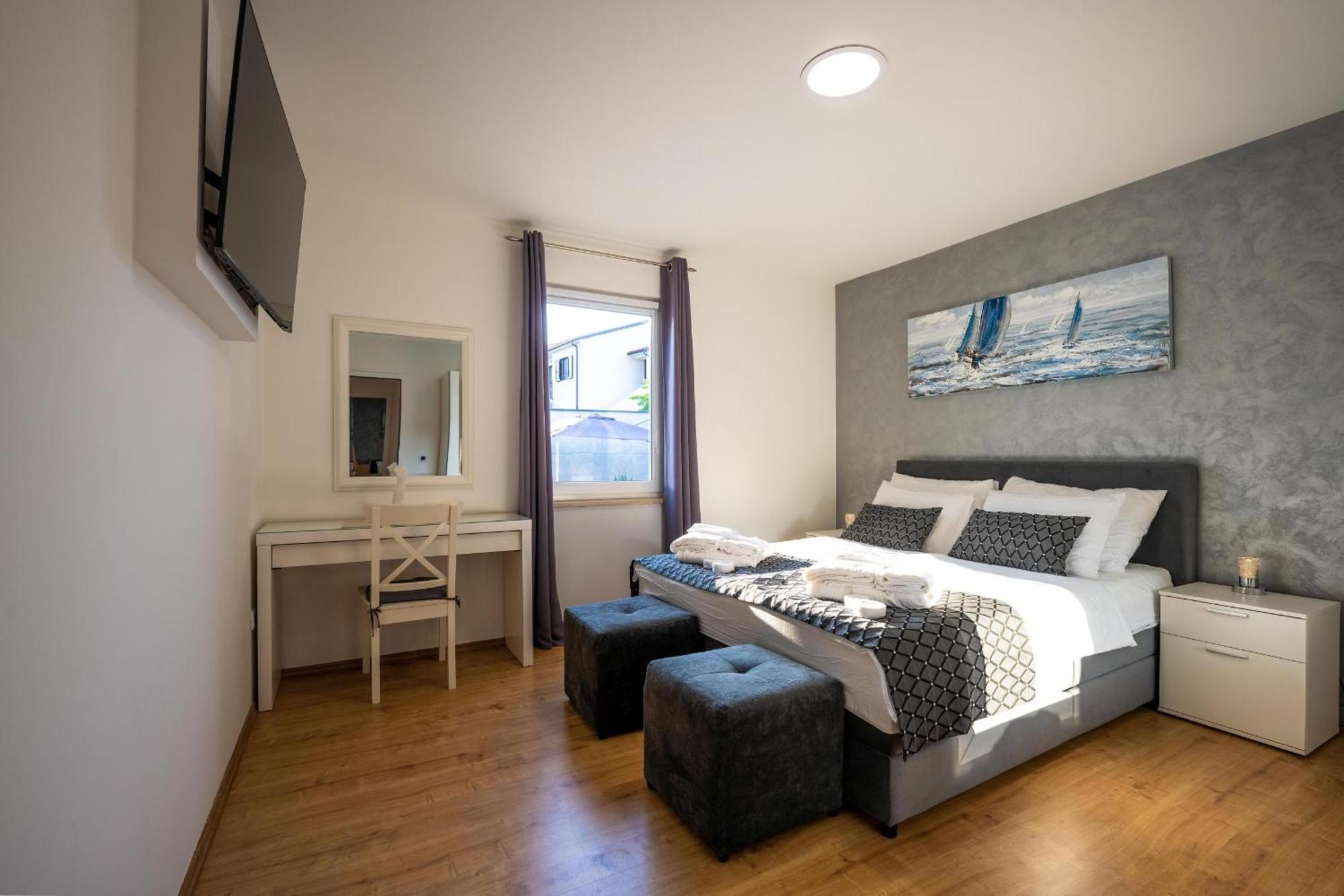Villa Beauty With Heated Pool And Jacuzzi Канфанар Екстер'єр фото